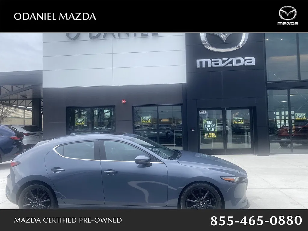 2020 Mazda Mazda3 Premium image 1