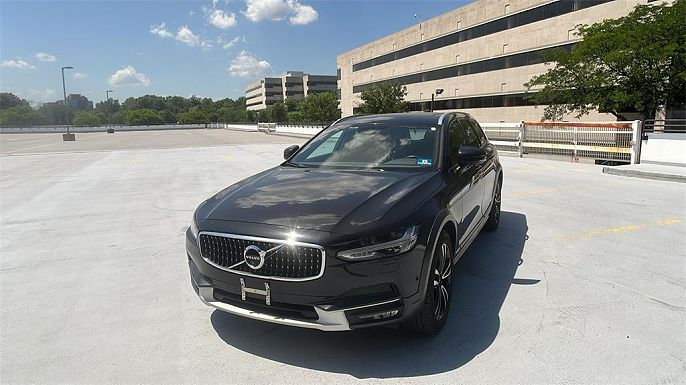 2018 Volvo V90