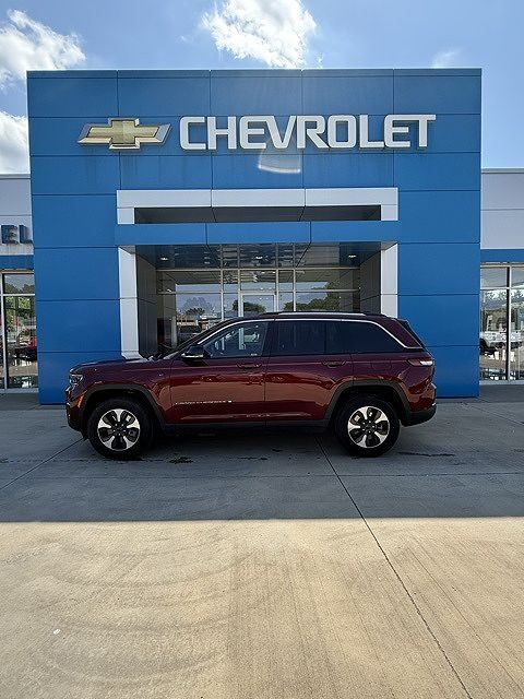 2023 Jeep Grand Cherokee