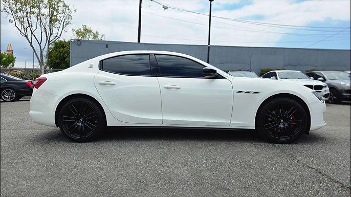 2019 Maserati Ghibli