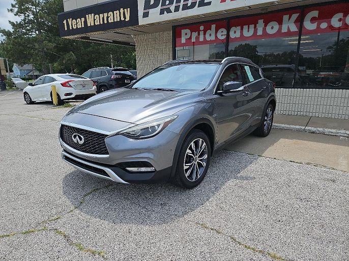 2017 Infiniti QX30