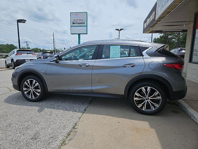 2017 Infiniti QX30
