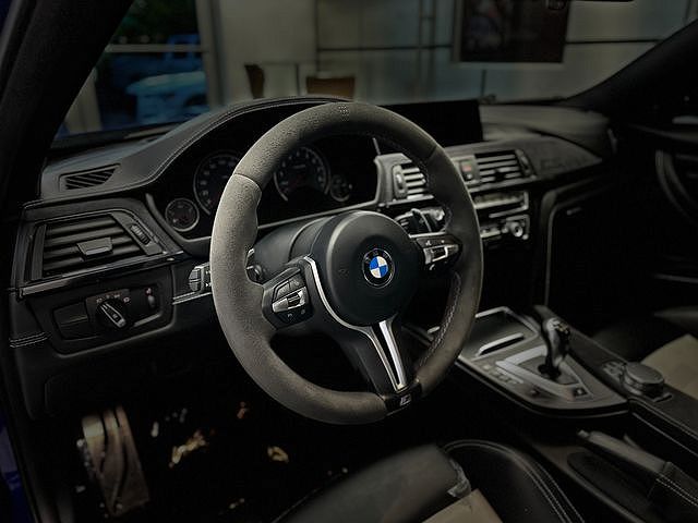 2018 BMW M3 CS image 23