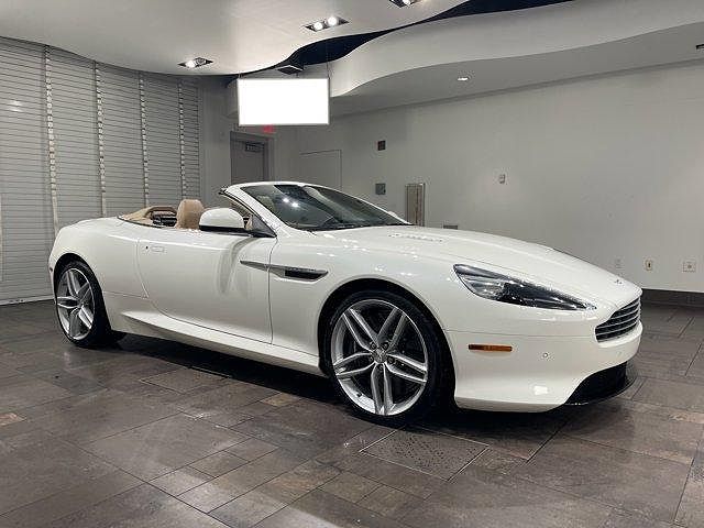 2016 Aston Martin DB9