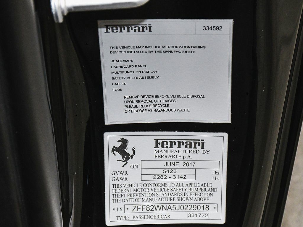 2018 Ferrari GTC4Lusso null image 14