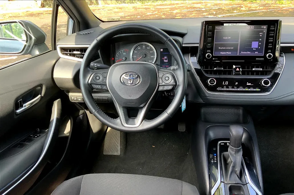 2022 Toyota Corolla SE image 4