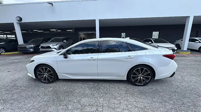 2019 Toyota Avalon