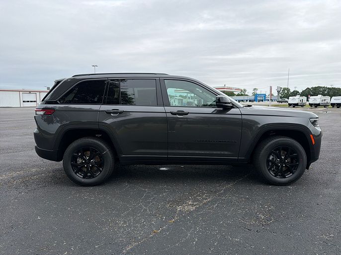 2026 Jeep Grand Cherokee