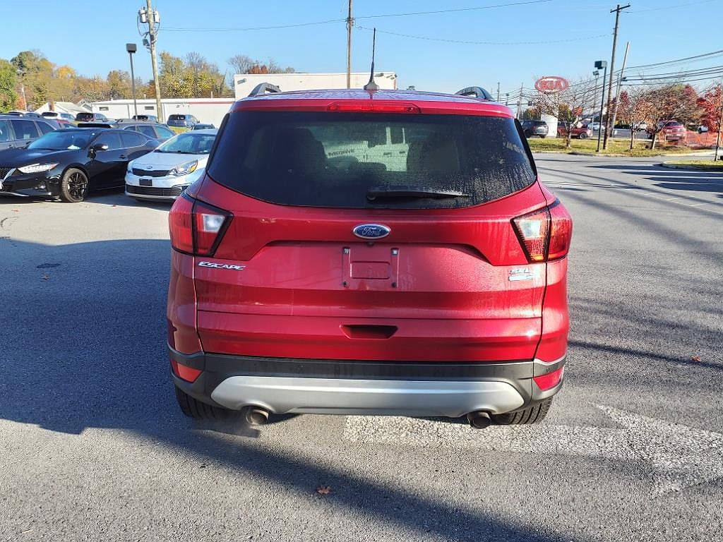 2019 Ford Escape SEL image 3