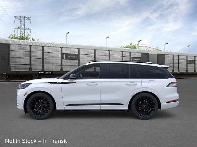 2026 Lincoln Aviator