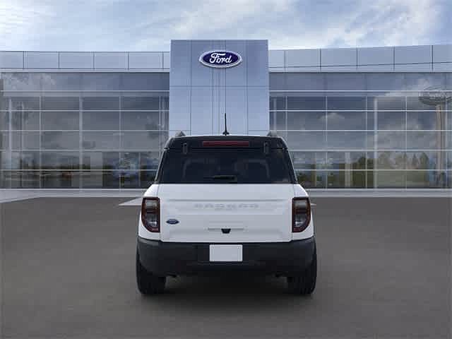 2024 Ford Bronco Sport Outer Banks image 4