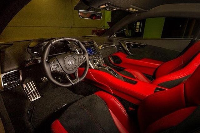 2017 Acura NSX