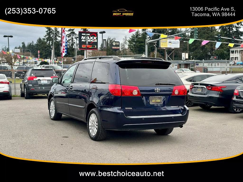 2007 Toyota Sienna XLE Limited image 5