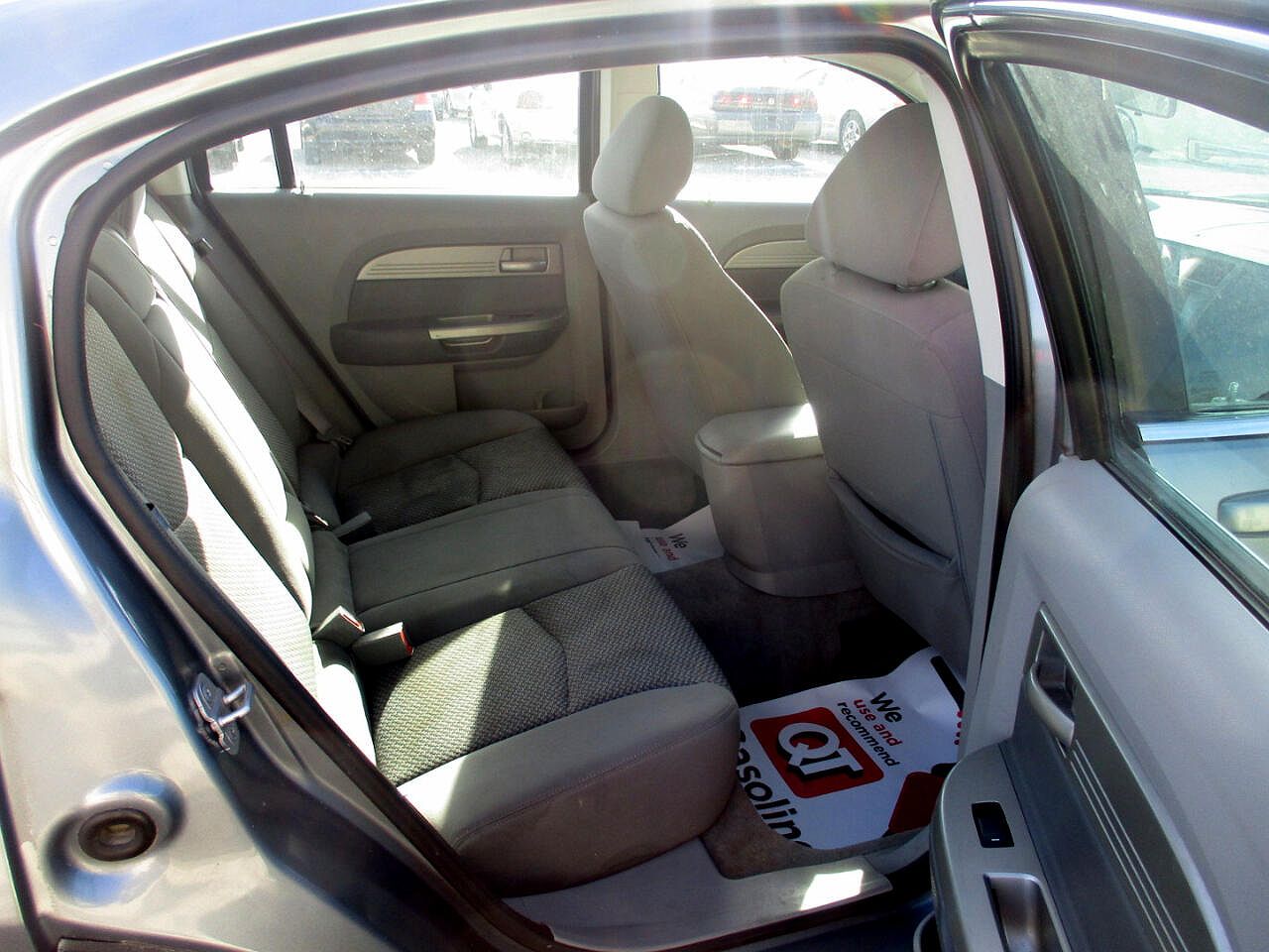 2007 Chrysler Sebring Base image 10