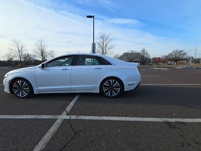 2020 Lincoln MKZ