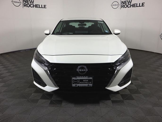 2025 Nissan Altima