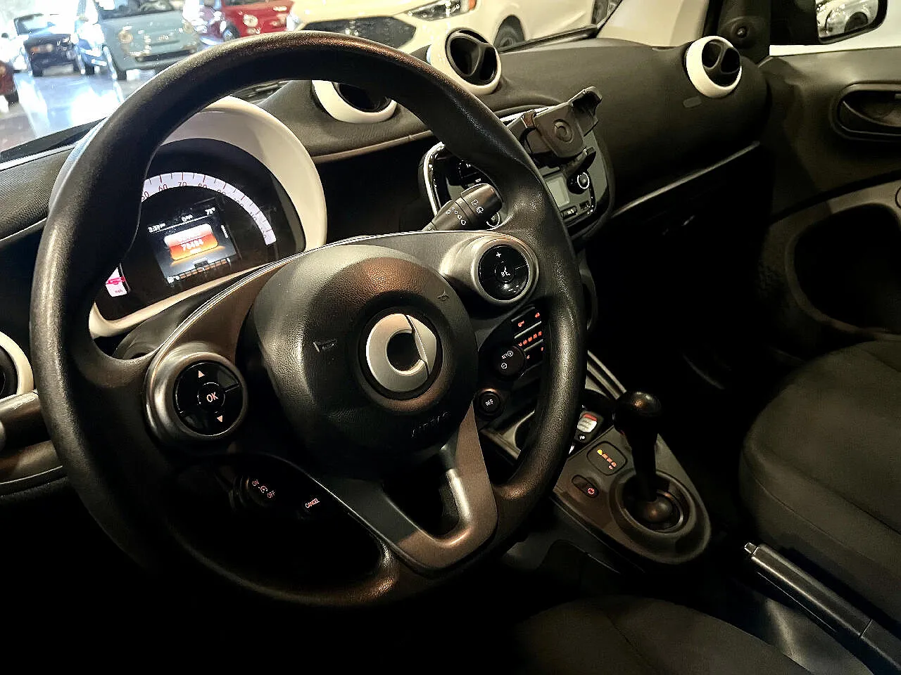 2016 Smart Fortwo Passion image 13
