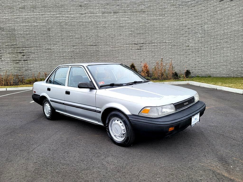 1988 Toyota Corolla DLX image 9