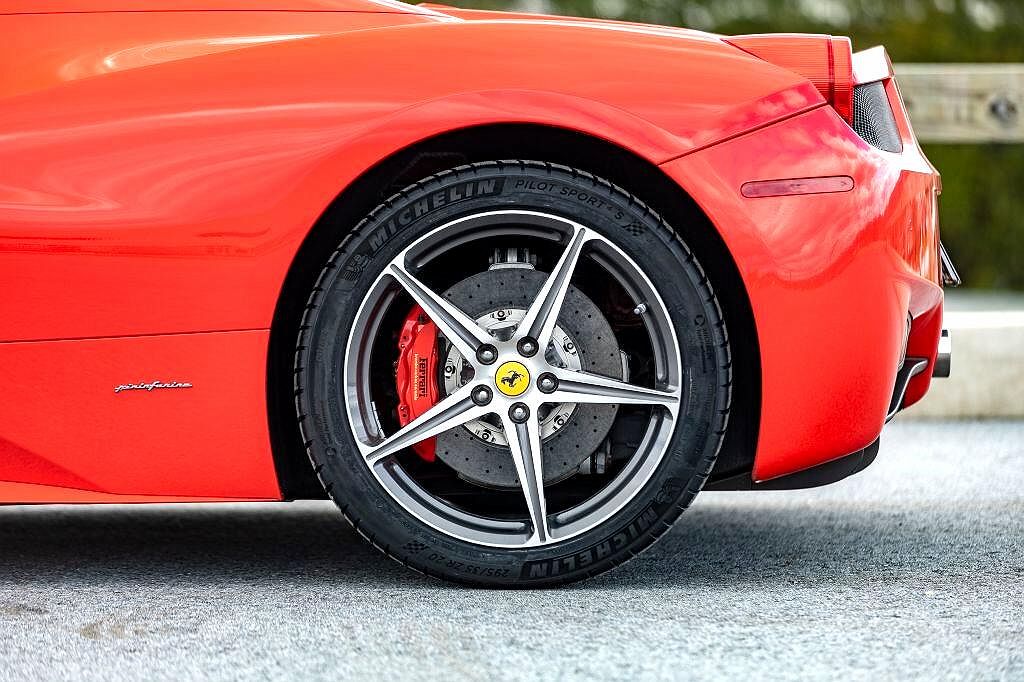 2014 Ferrari 458 null image 47