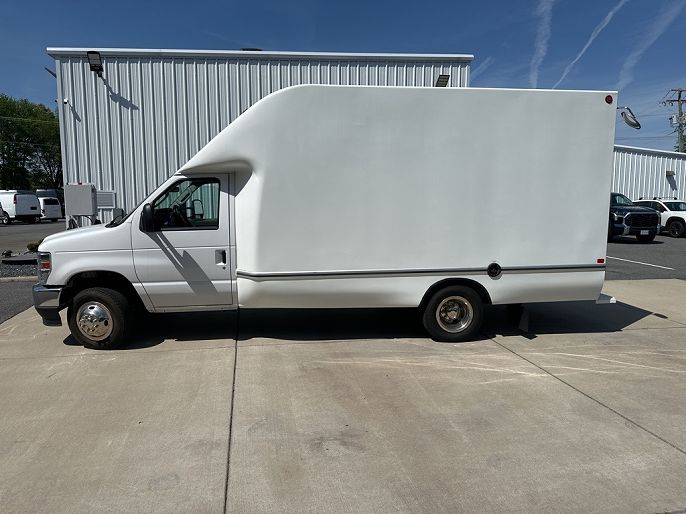 2022 Ford Econoline