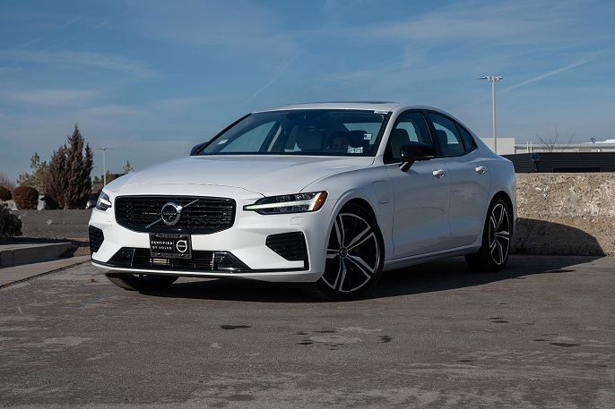 2022 Volvo S60