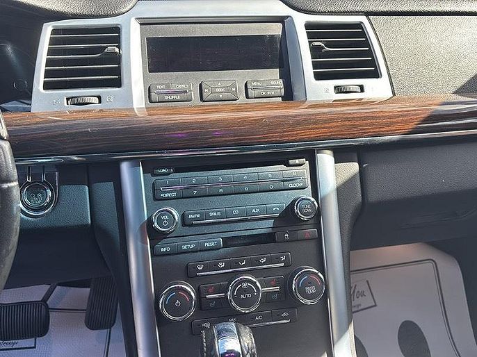 2011 Lincoln MKS