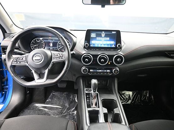 2024 Nissan Sentra SR photo 11