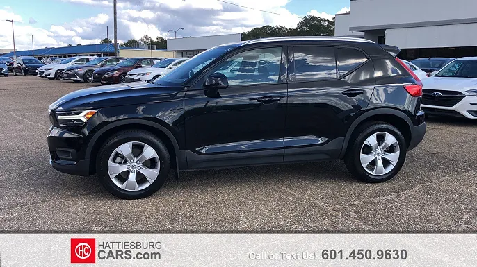 2022 Volvo XC40