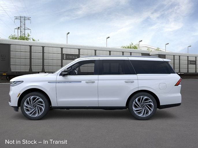 2026 Lincoln Navigator