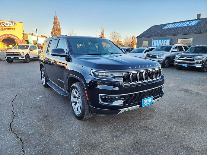 2022 Jeep Wagoneer