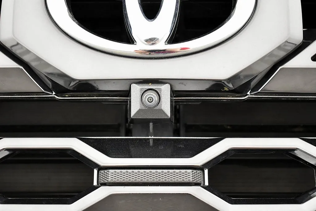 2022 Toyota Tundra Platinum image 5