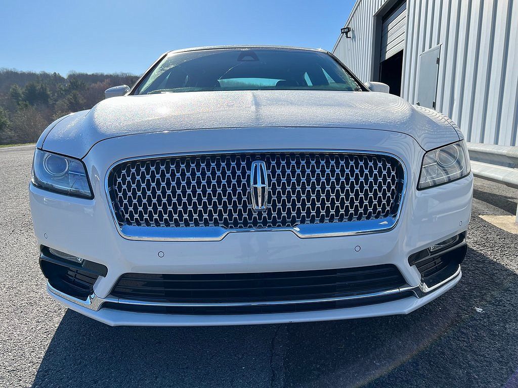 2020 Lincoln Continental Standard image 5