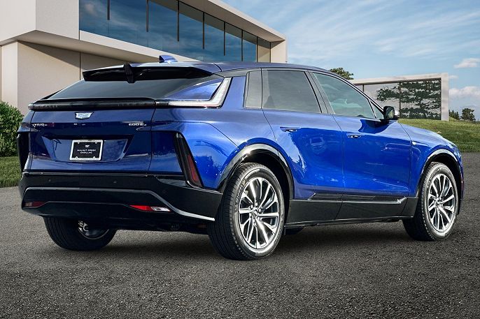 2025 Cadillac Lyriq