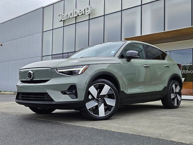 2023 Volvo C40