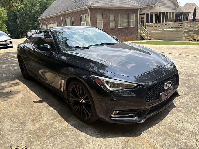 2017 Infiniti Q60