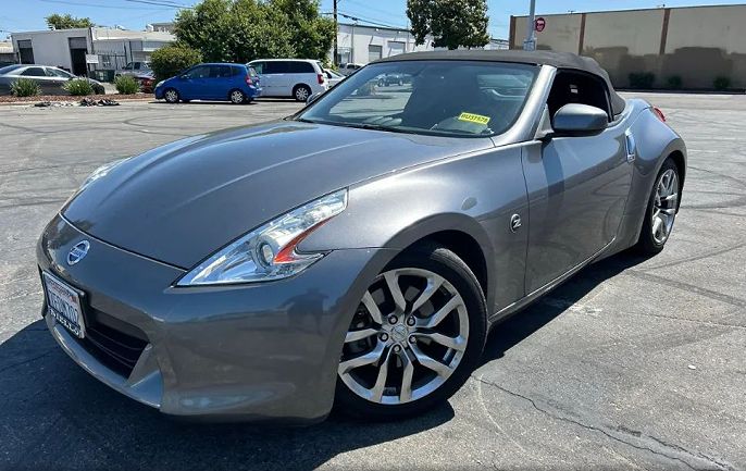 2012 Nissan Z