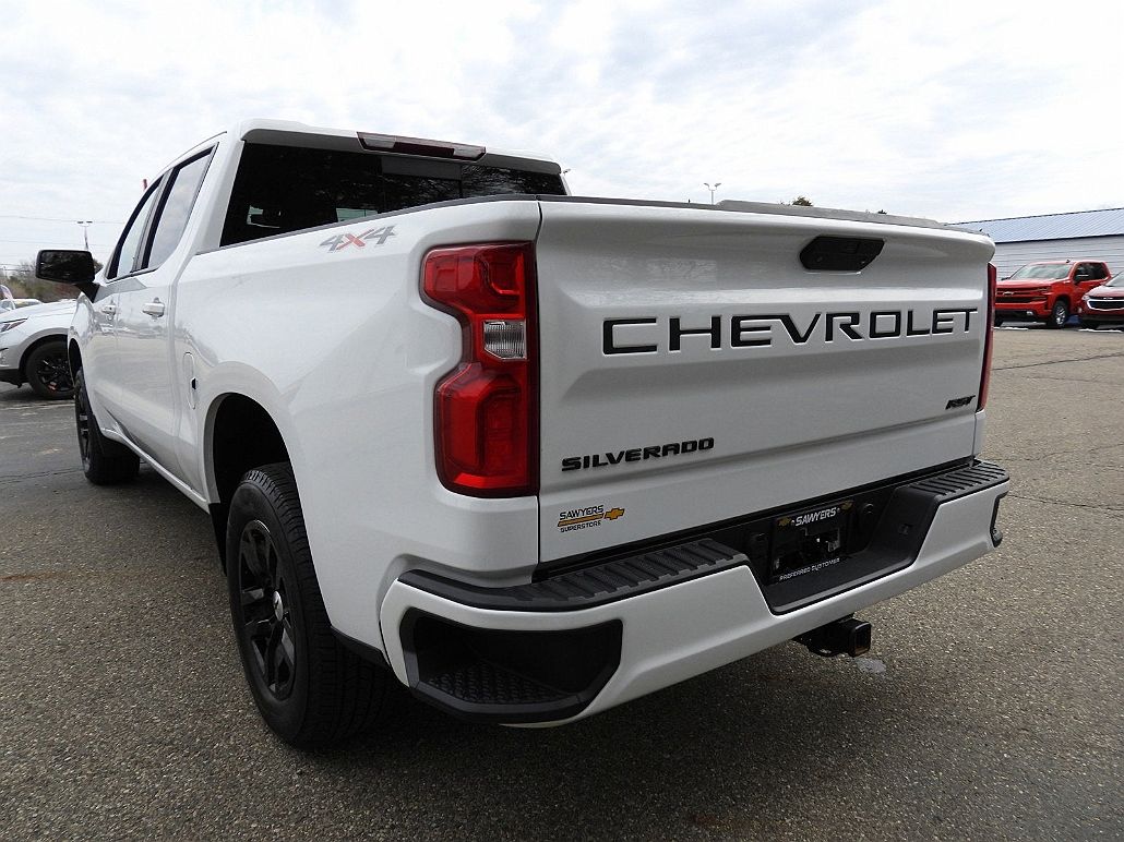 2021 Chevrolet Silverado 1500 RST image 4