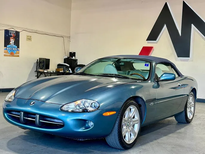2000 Jaguar XK
