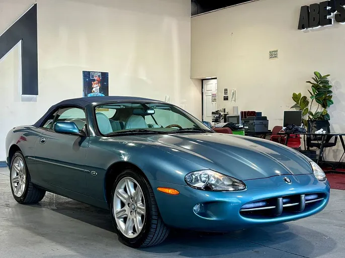 2000 Jaguar XK