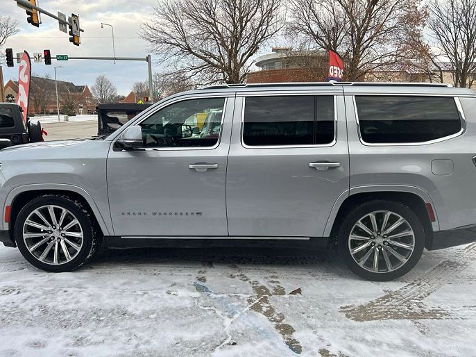 2022 Jeep Grand Wagoneer