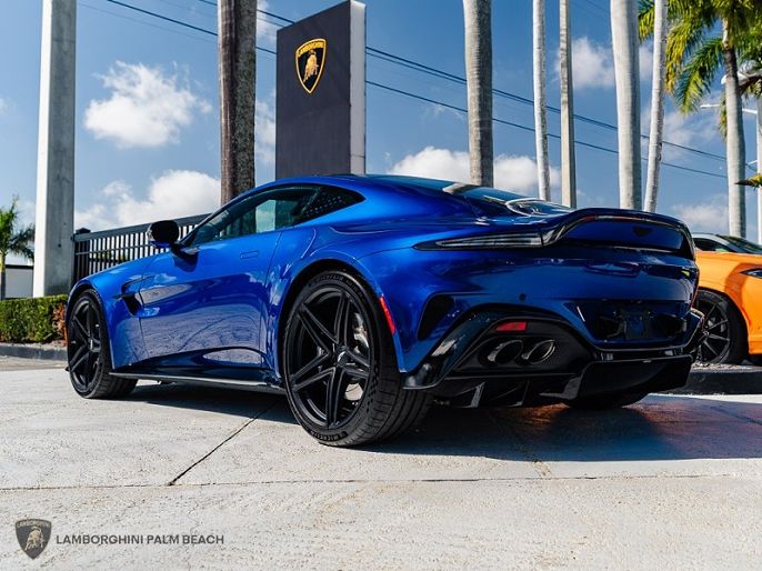 2025 Aston Martin V8 Vantage