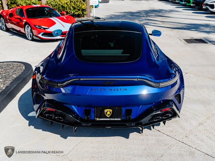 2025 Aston Martin V8 Vantage