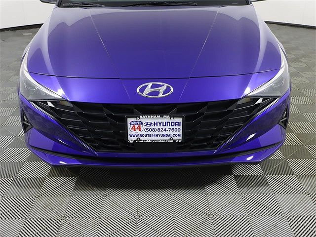 2022 Hyundai Elantra SEL image 1