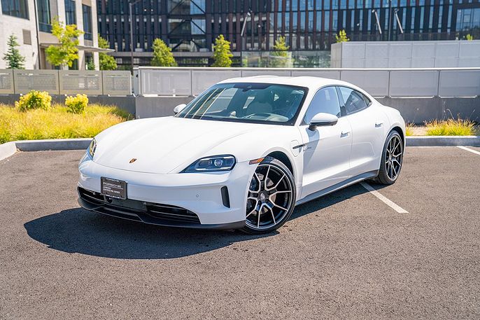 2026 Porsche Taycan