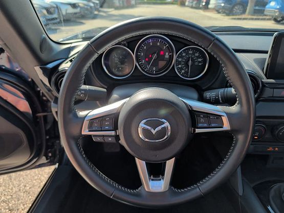 2022 Mazda MX-5 Miata Miata photo 11