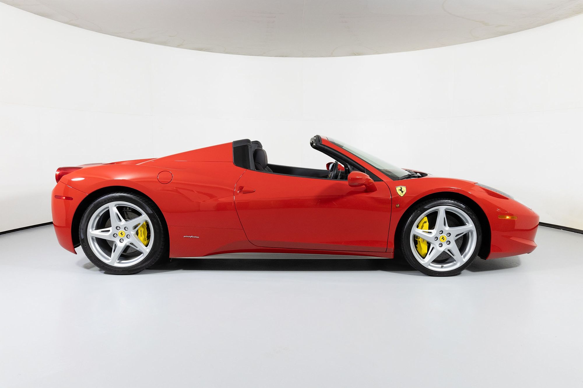 2014 Ferrari 458 null image 27