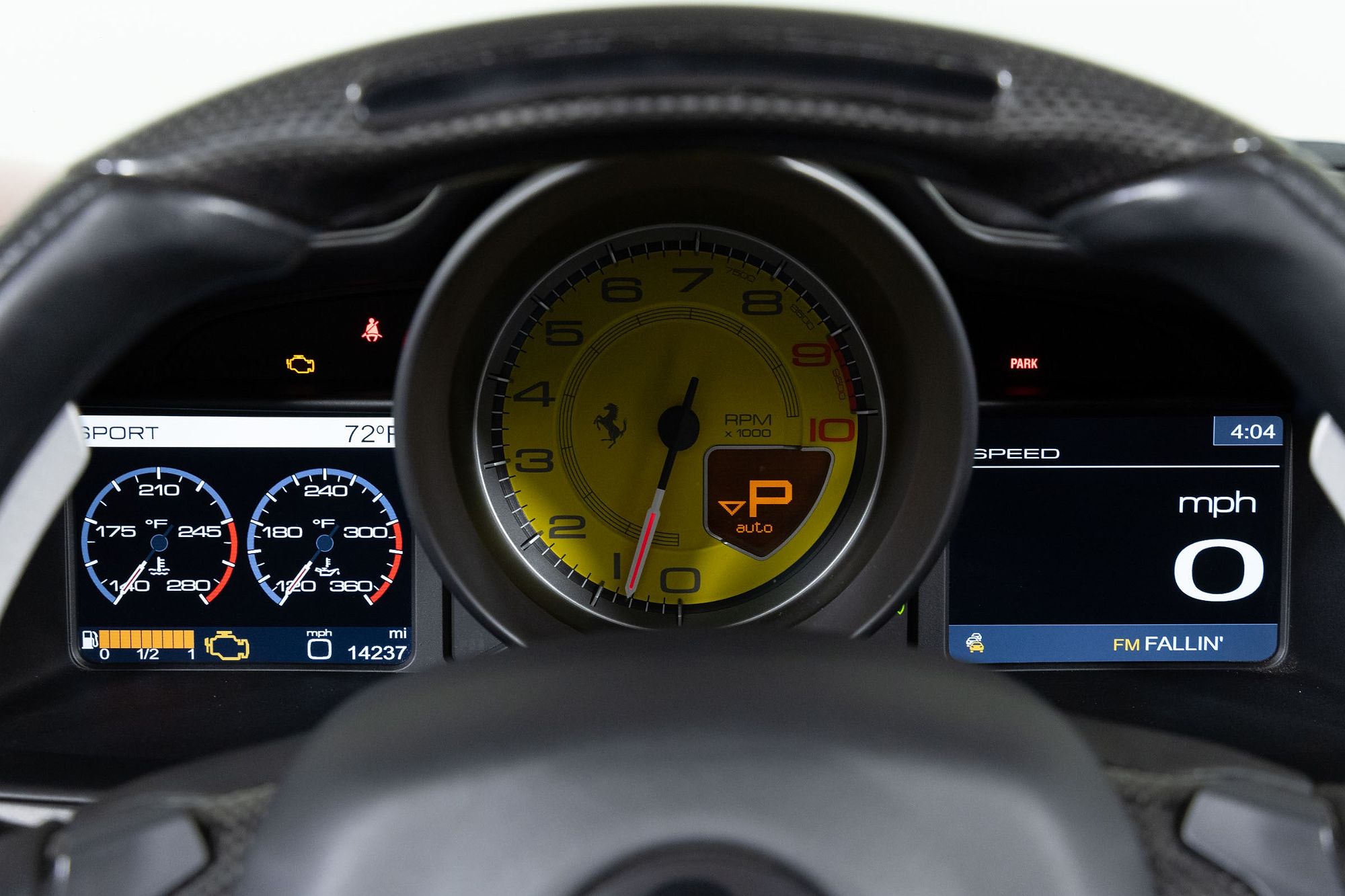 2014 Ferrari 458 null image 33