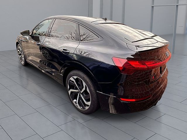 2024 Audi Q8 e-tron