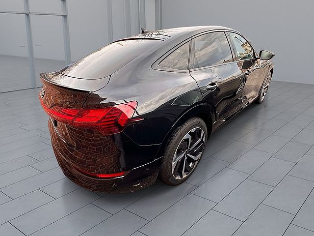 2024 Audi Q8 e-tron