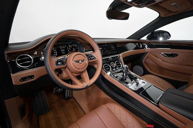2021 Bentley Continental GT image 4